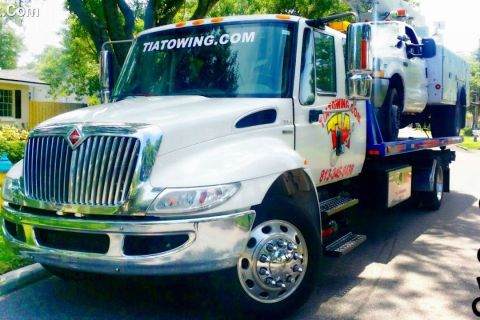 Tia Transport & Towing