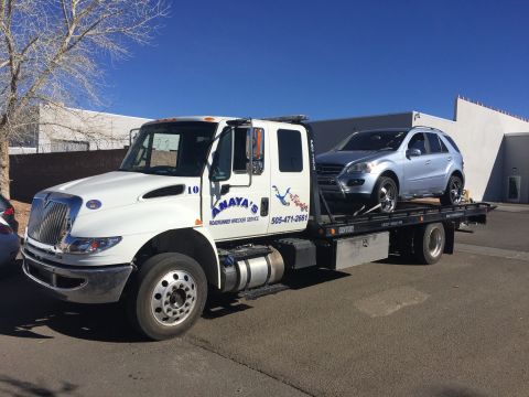 Anaya's Roadrunner Wrecker Service