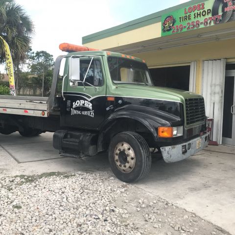 Lopez Towing
