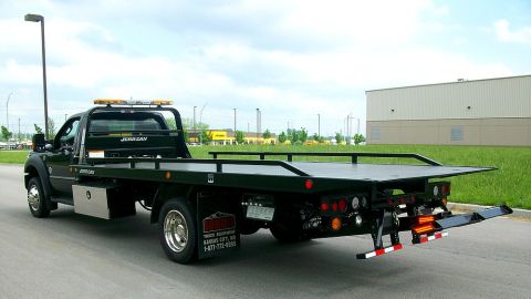 Adam's Towing Service
